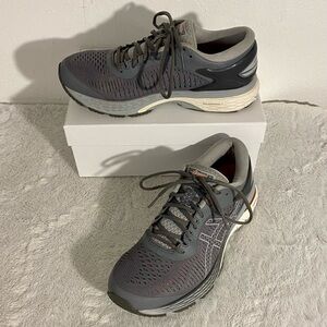 Asics Gray Gel-Kayano 25 Running Shoes Women’s Size 8.5
